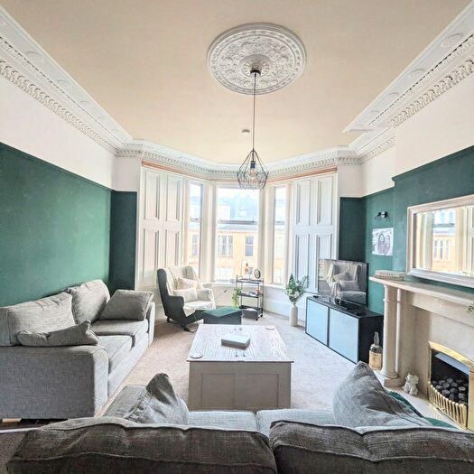3 Bedroom Flat For Sale In Brisbane Street, Greenock, PA16