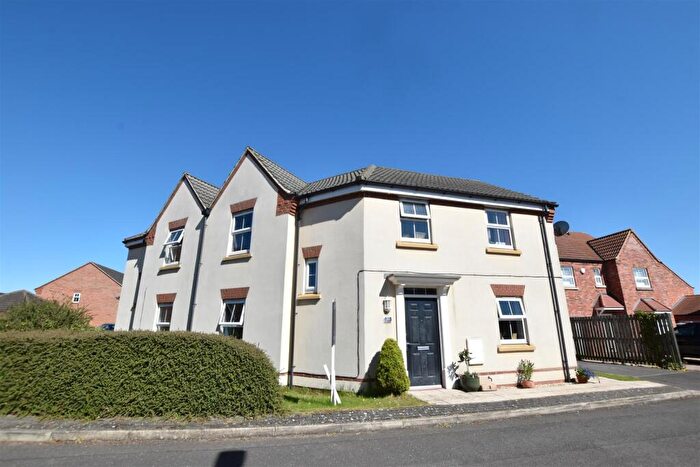 3 Bedroom Semi-Detached House For Sale In Hornbeam Drive, Healing, Grimsby, DN41