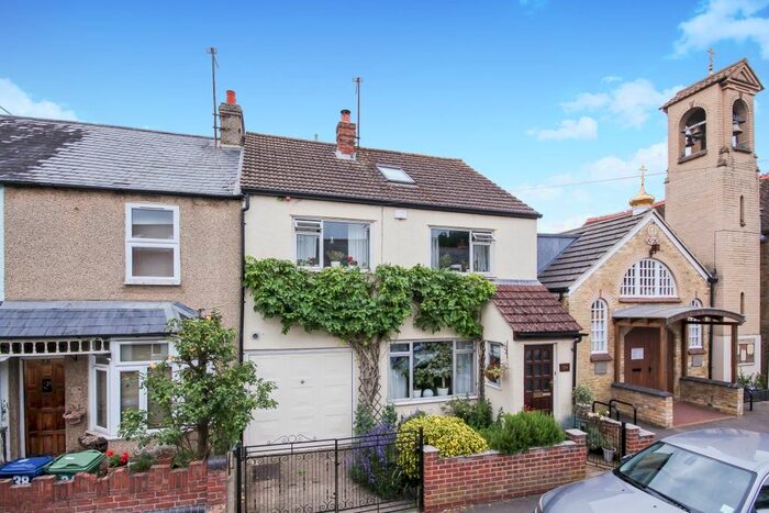 4 Bedroom Terraced House To Rent In Ferry Road, Marston, Oxford, OX3