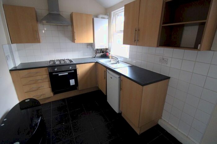 3 Bedroom Flat To Rent In Stanley Road, Bootle L20