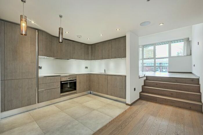 2 Bedroom Flat To Rent In Hurlingham Business Park, Sulivan Road, London, SW6