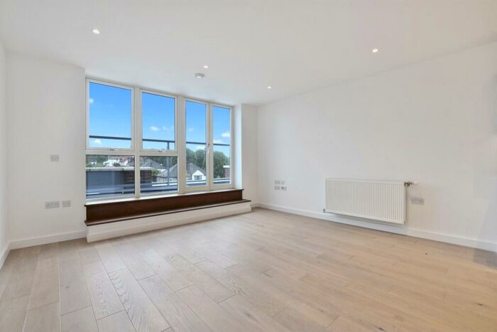 1 Bedroom Flat To Rent In Wilkinson Close, NW2