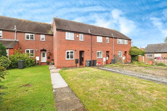 3 Bedroom Town House For Sale In Main Street, Hemington, Derby, DE74