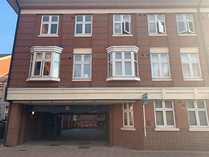 1 Bedroom Flat To Rent In York Road, Leicester, LE1