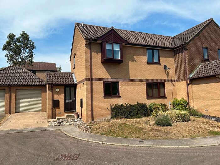 3 Bedroom Semi Detached House For Sale In Cherry Rise, Sutton, CB6