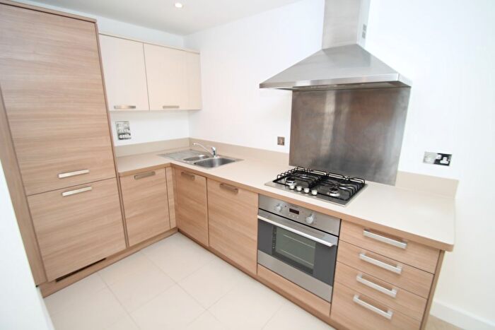 1 Bedroom Flat To Rent In B Oakfield Road, Croydon, CR0