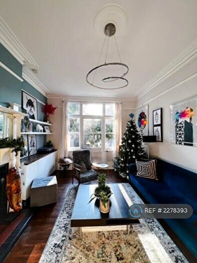 1 Bedroom Flat To Rent In Coopers Lane, London, SE12