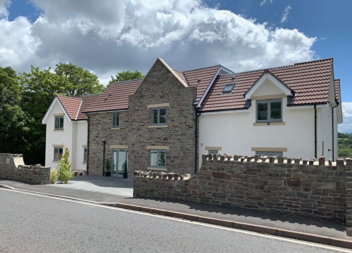 2 Bedroom Flat For Sale In Bowmans Lodge, Long Ashton, BS41