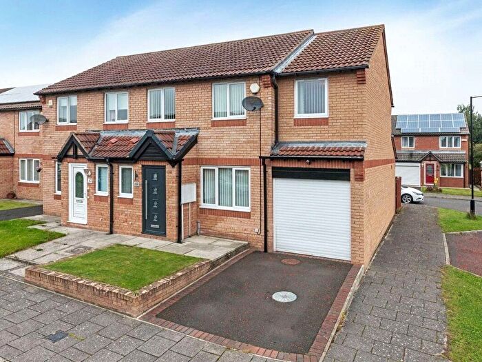 3 Bedroom Semi-Detached House To Rent In Shirlaw Close, Newcastle Upon Tyne, Tyne And Wear, NE5