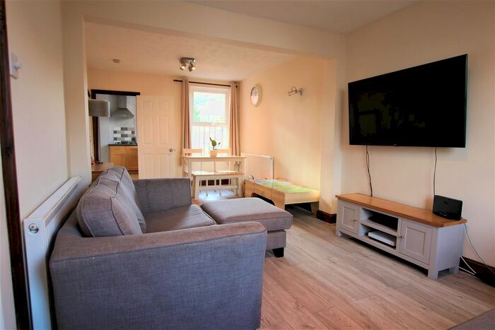 3 Bedroom Terraced House For Sale In Freehold Road, Ipswich, IP4