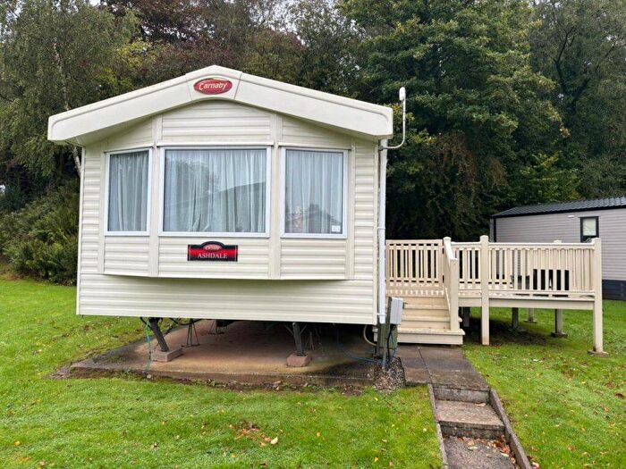 2 Bedroom Park Home For Sale In Rivers Edge Country Park, LA6