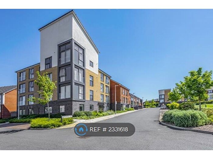 2 Bedroom Flat To Rent In Woolhampton Way, Reading, RG2