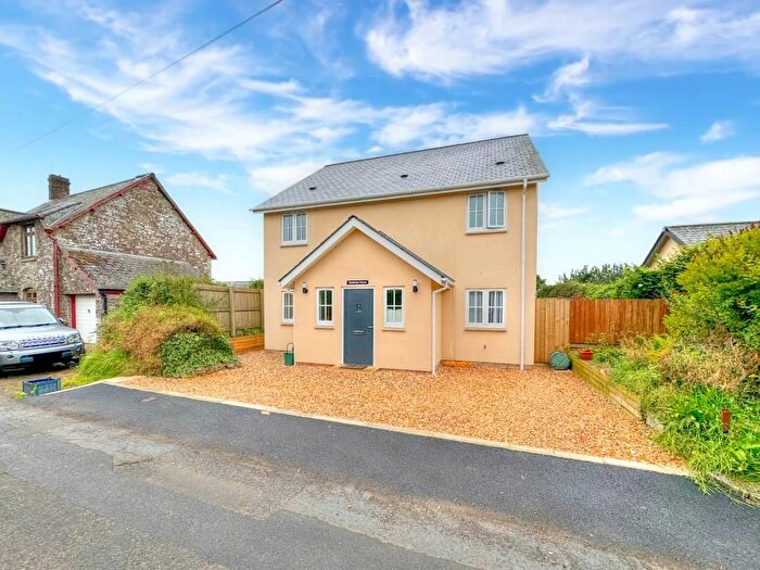 3 Bedroom Detached House For Sale In Gardenia House, Ashreigney, Chulmleigh, Devon, EX18