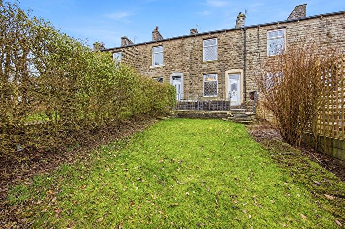 2 Bedroom Terraced House For Sale In North View, Crawshawbooth, Rossendale, BB4