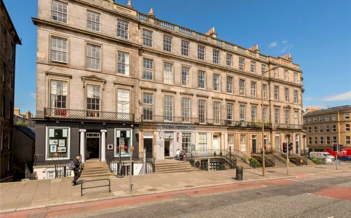 3 Bedroom Flat To Rent In Haddington Place, New Town, Edinburgh, EH7