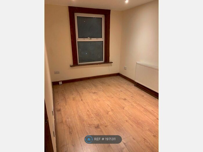 1 Bedroom Flat To Rent In London, London, W12