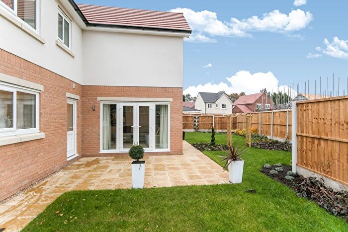 4 Bedroom Detached House For Sale In Maple Fields, Llanrumney, Cardiff, CF3