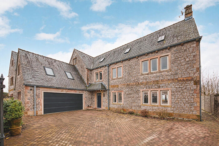 5 Bedroom Detached House For Sale In Standlow Lane, Kniveton, DE6