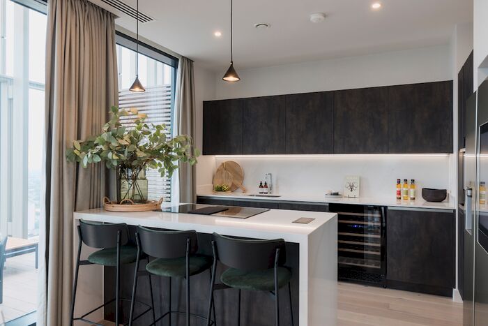 2 Bedroom Penthouse To Rent In Broad Street, Birmingham, B15