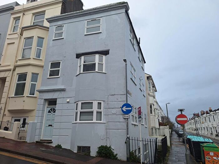 1 Bedroom Flat For Sale In Flat, Guildford Road, Brighton, East Sussex, BN1