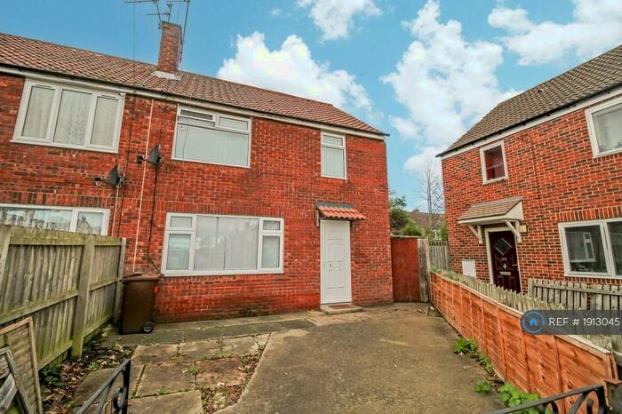 3 Bedroom Semi-Detached House To Rent In Strathearn Way, Newcastle Upon Tyne, NE3