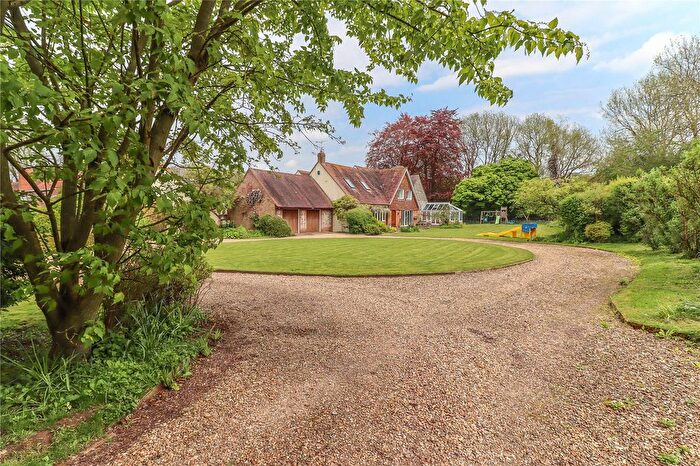 5 Bedroom Detached House For Sale In Cholderton, Salisbury, SP4
