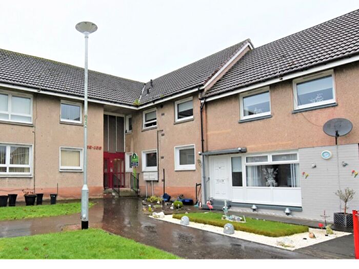 4 Bedroom Flat To Rent In Rockburn Crescent, Bellshill, ML4