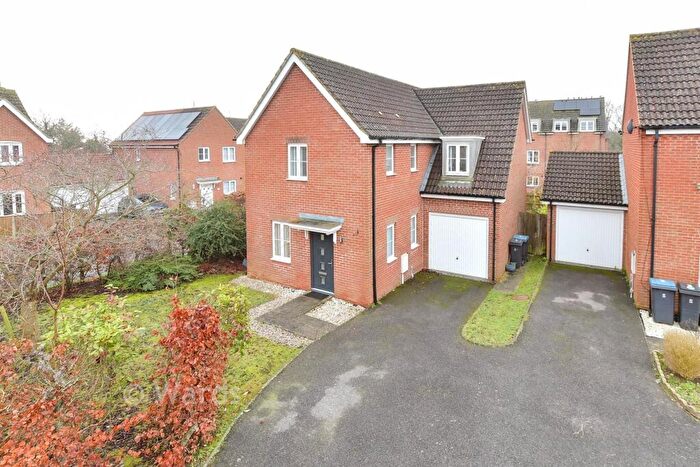 4 Bedroom Detached House For Sale In Kinson Way, Whitfield, Dover, Kent, CT16