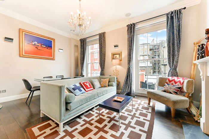 2 Bedroom Maisonette To Rent In Walton Street, SW3