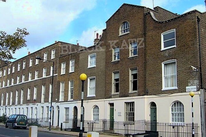 4 Bedroom Flat To Rent In Royal College Street, NW1
