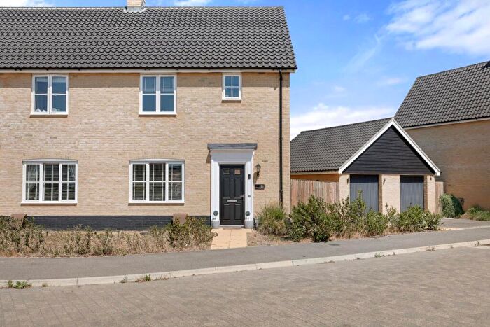 3 Bedroom Semi-Detached House For Sale In Propino Way, Mistley, Manningtree, CO11