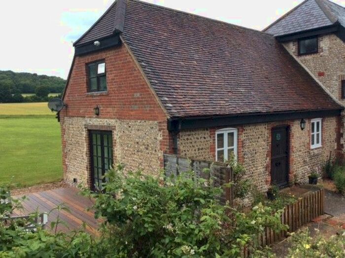 2 Bedroom Barn Conversion To Rent In Rogers Lane, Findon, Worthing, BN14