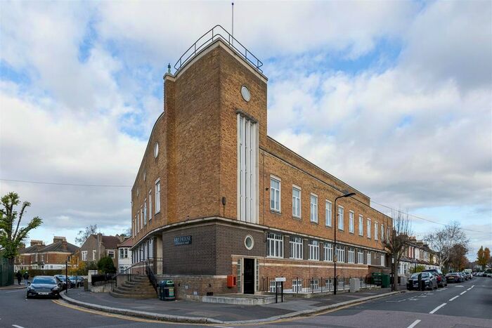 2 Bedroom Property To Rent In Francis Road, London, E10