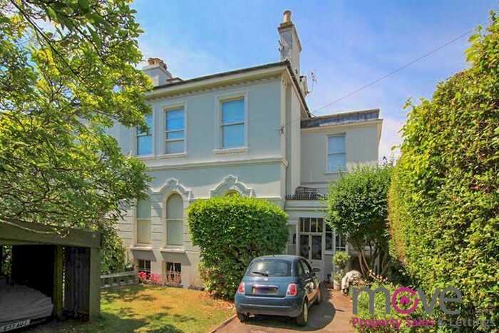2 Bedroom Apartment To Rent In Hales Road, Cheltenham, GL52