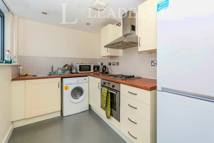 2 Bedroom Apartment To Rent In Avoca Court, Moseley Road, B12