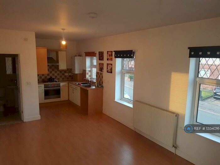 2 Bedroom Flat To Rent In Wath On Dearne, Rotherham, S63