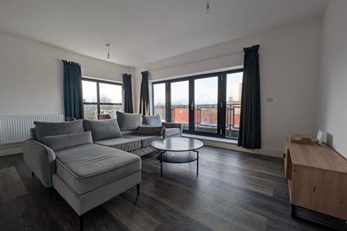 2 Bedroom Apartment To Rent In Clement Street, Birmingham, B1
