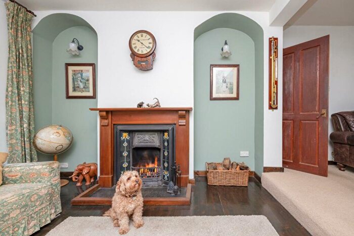 4 Bedroom End Of Terrace House For Sale In Mount Pleasant, Hallen, BS10