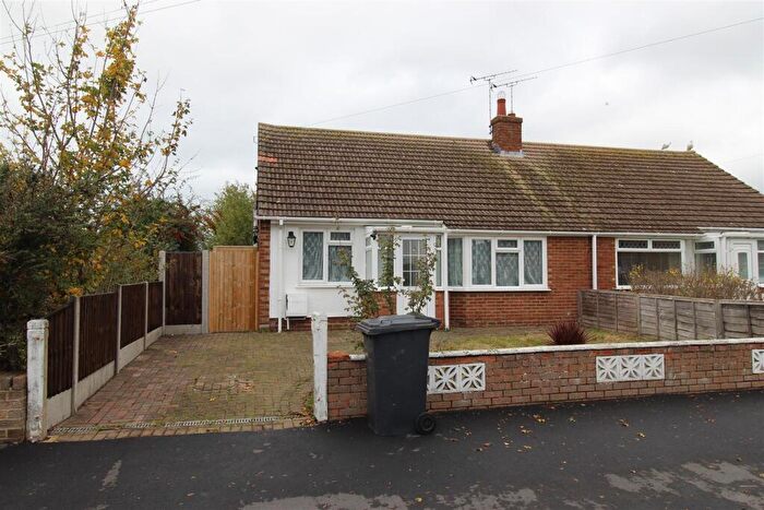 2 Bedroom Bungalow To Rent In Herne Drive, Herne Bay, CT6