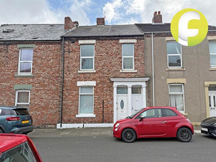 3 Bedroom Flat For Sale In Vicarage Street, North Shields, NE29