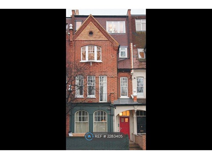 1 Bedroom Flat To Rent In New Kings Road, London, SW6