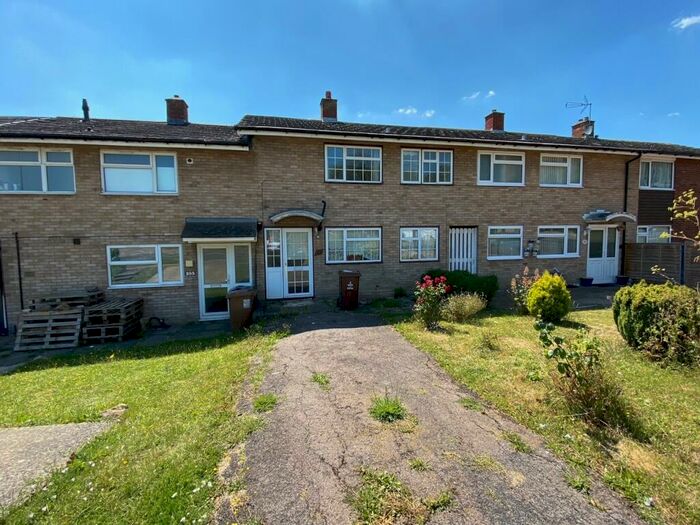 3 Bedroom House To Rent In Chells Way, SG2