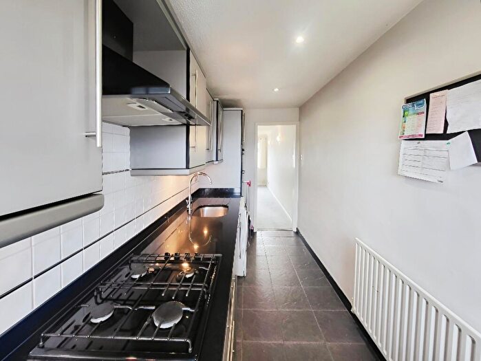 1 Bedroom Maisonette To Rent In The Pines, Horsham, RH12