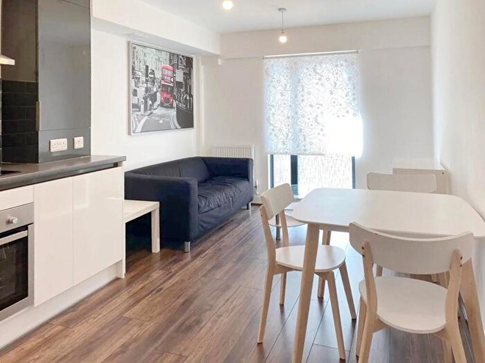 1 Bedroom Flat To Rent In Cotton House, Fabrick Square, Lombard St, Deritend, Birmingham, B12