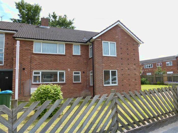 3 Bedroom Flat To Rent In Victoria Street, Aylesbury, HP20