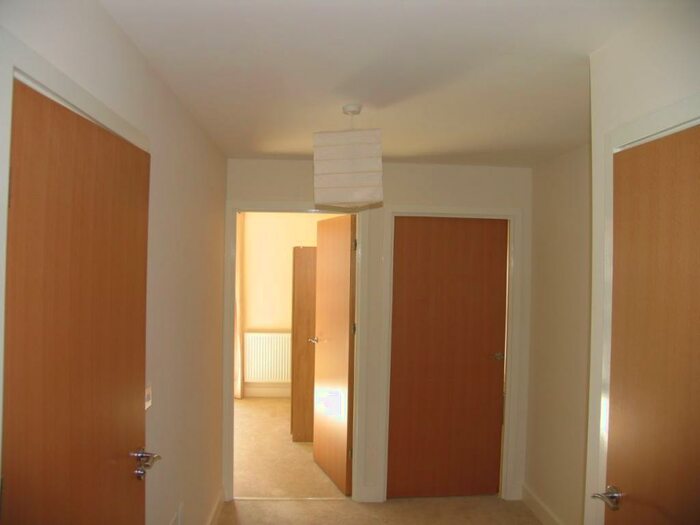 3 Bedroom Flat To Rent In Flat, Theodor Court, Nobel Close, Barnet, London, NW9