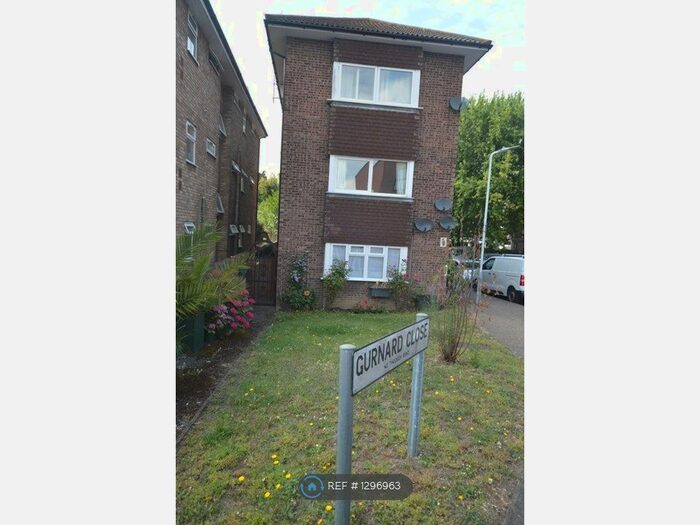1 Bedroom Flat To Rent In Trout Road, West Drayton UB7