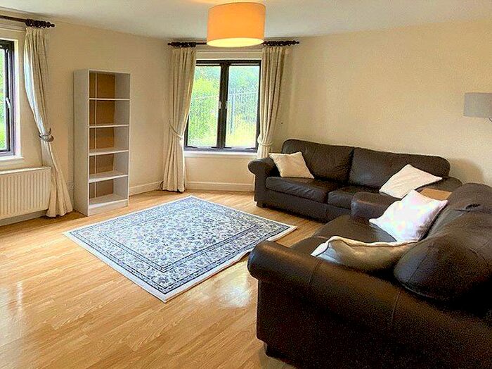 1 Bedroom Flat To Rent In Broughton Road, Edinburgh, EH7