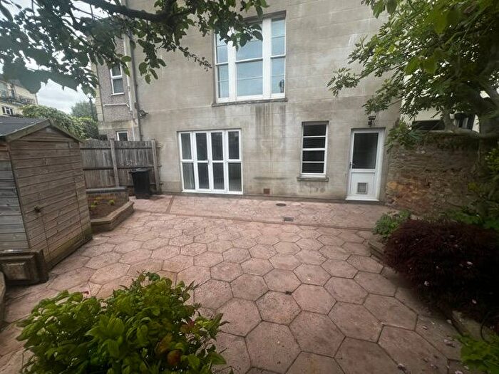 2 Bedroom Flat To Rent In Redland Road, Bristol, BS6