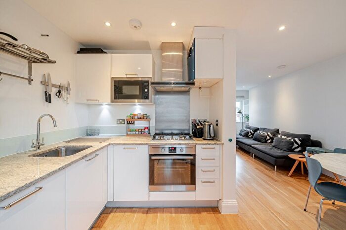 2 Bedroom Flat For Sale In Wilds Rents, Southwark, London Bridge, SE1